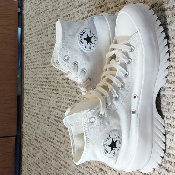 CONVERSE CHUCK TAYLOR ALL STAR LUGGED CANVAS 2.0 WHITE HI-TOP SNEAKERS s… - Picture 13 of 17